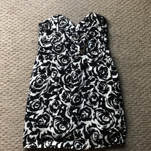Forever 21 Strapless Dress - Picture 2 of 4
